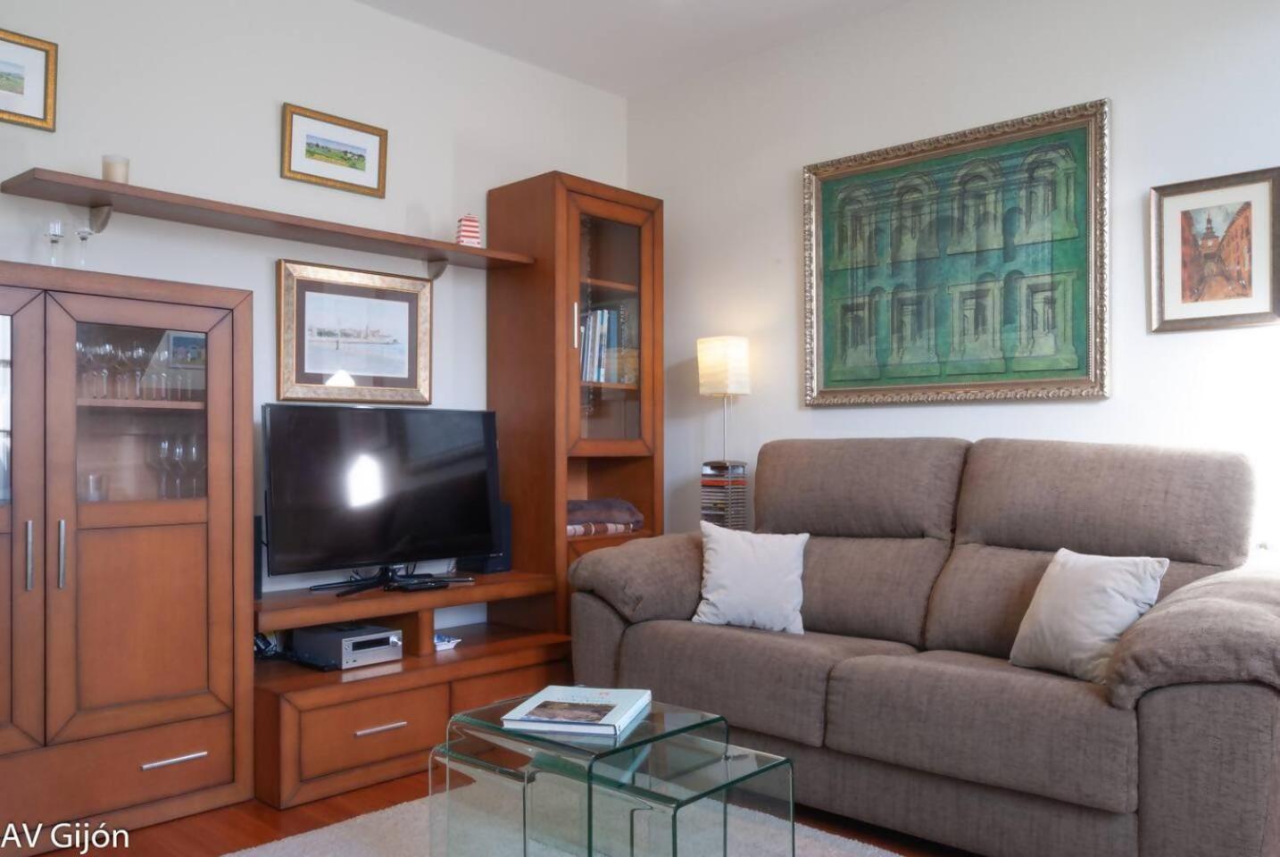 Apartament Av San Agustin 12 *